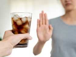 Hindari, 7 Minuman Ini Dilarang bagi Penderita Diabetes