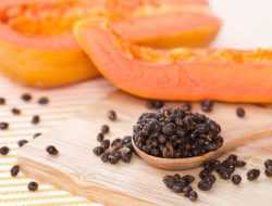 Jarang Diketahui, Ini 8 Manfaat Biji Pepaya