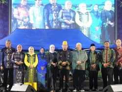 Sinergitas Antar Daerah, Pj Wali Kota Kendari Boyong Ratusan Pejabatnya Hadiri Ramah Tamah HUT Koltim