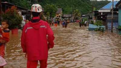 PMI Kolaka Berperan Aktif Bantu Korban Bencana Banjir
