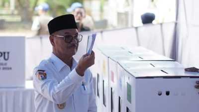 Ikut Simulasi Pemungutan Suara, Bupati Surunuddin: Mari Jaga Persatuan dan Kesatuan