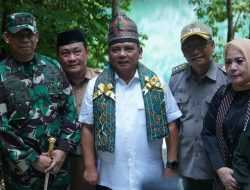 Pj Gubernur Sultra Kunjungi Danau Biru Kolaka Utara
