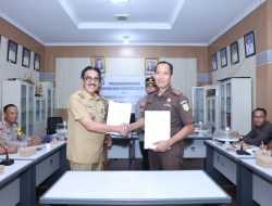 Pemkab dan Kejari Bombana Teken MoU Bidang Hukum