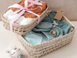 Ide Kado untuk Bayi Perempuan yang Baru Lahir, Pilihan Manis dan Berguna
