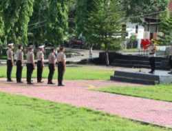 Kapolres Buton Pimpin Upacara Kenaikan Pangkat dan Wisuda Purna Bakti