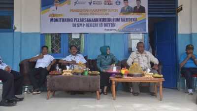 Pj Bupati Buton Monitoring Pelaksanaan Kurikulum Merdeka di SD dan SMP