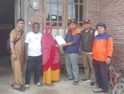 Pemda Kolaka Timur Salurkan Bantuan untuk Korban Puting Beliung Lambandia