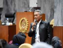 Masyarakat Perlu Pastikan Rekam Jejak Calon Anggota DPR