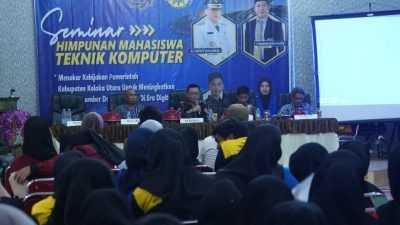 Jadi Pemateri Seminar Mahasiswa, Pj Bupati Kolut Bahas Peningkatan Kualitas SDM di Era Digitalisasi