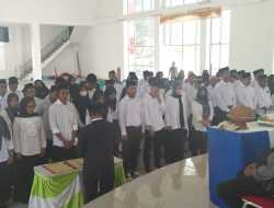81 Pengawas TPS di Kecamatan Mawasangka Dilantik