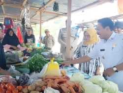 Pantau Harga Bahan Pangan, Bupati Butur Tinjau Pasar Sentral Mina-minanga