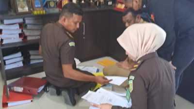 Dugaan Korupsi Pembangunan Gedung, Kantor Dinas ESDM Sultra Digeledah Kejaksaan