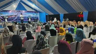 Pererat Silaturahmi dengan Masyarakat, KUPP Kelas I Molawe Salurkan Bantuan Sosial