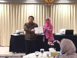 MCP Terbaik Pertama se Sulawesi, Kota Kendari Diganjar Penghargaan KPK