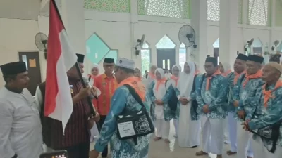 Lepas Keberangkatan CJH, Wabup Butur Ingatkan Pentingnya Jaga Kesehatan