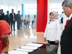 Perubahan Nomenklatur, 35 Pejabat Lingkup Pemkot Kendari Dilantik
