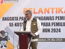 Hadiri Pelantikan Panwascam, Pj Wali Kota Kendari Tekankan Integritas dan Profesionalisme