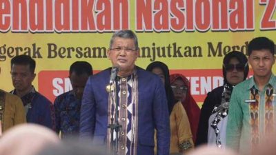 Peringati Hardiknas, Pj Wali Kota Kendari Minta Siswa Siapkan Bekal Masa Depan Dengan Ilmu Pengetahuan