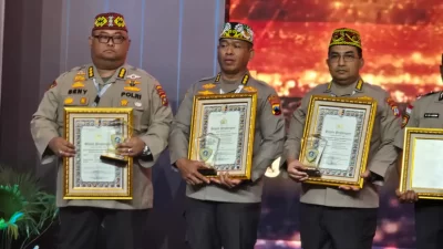 Biro SDM Polda Sultra Sabet 2 Penghargaan Bergengsi dari Polri