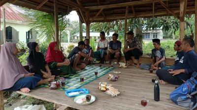 Dibantu Air Bersih, Warga UPT Laeya Dukung Hugua Jadi Gubernur Sultra 2024