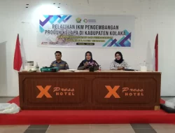 Disperindag Sultra Latih IKM Kolaka Pengembangan Produk Kelapa