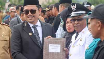 Bupati Kolaka Timur Kukuhkan Perpanjangan Masa Jabatan 115 Kades