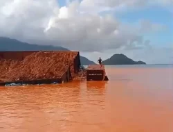 Tongkang Bermuatan Ore Nikel Karam di Perairan Labengki