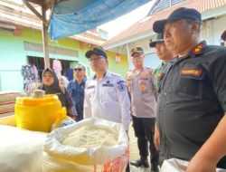 Pj Bupati Kolaka Utara Pantau Harga Pangan di Pasar Jelang Idul Adhat