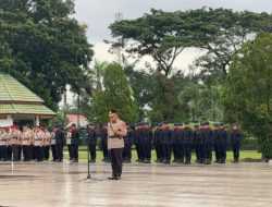 Polda Sultra Ziarah ke TMP Watubangga dan Tabur Bunga di Laut
