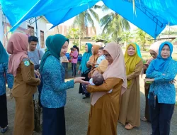 Beri Motivasi, Ketua TP-PKK Koltim Sambangi Posyandu Kelurahan Ladongi