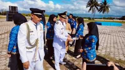 Bupati Buton Utara Serahkan SK Pengangkatan 760 PPPK