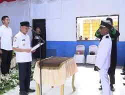 Bupati Konsel Lantik Dua Kepala Desa PAW Periode 2020-2026