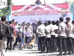 Polresta Kendari Gelar Simulasi Pengamanan Pelaksanaan Pilkada 2024