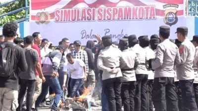 Polresta Kendari Gelar Simulasi Pengamanan Pelaksanaan Pilkada 2024