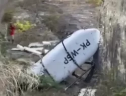 Helikopter Jatuh di Pecatu Bali Gegara Terlilit Tali Layangan