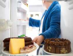 Tidak Sehat, 7 Jenis Makanan Ini Sebaiknya Dihindari