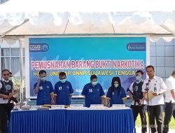 BNNP Sultra Musnahkan Ribuan Gram Sabu dan Ganja, Empat Orang Ikut Ditangkap