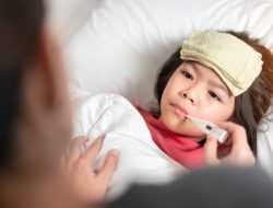Cara Cepat Menurunkan Panas Anak Tanpa Obat