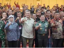 Pj Wali Kota Kendari Sebut Program Siskamling Bentuk Partisipasi Bela Negara