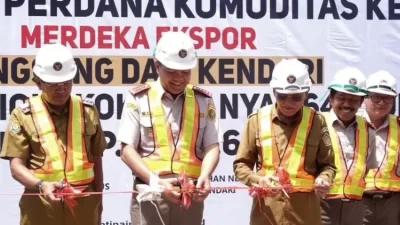 Pj Wali Kota Kendari Hadiri Pelepasan Ekspor Perdana Komoditas Kelapa Bulat ke Tiongkok