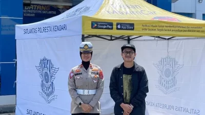 Dukungan Maxim untuk Ketertiban Lalu Lintas melalui Pemberian Tenda ke Pos Polisi