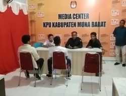 Diusung Partai Garuda, Fajar Hasan-Wa Ode Sarina Daftar ke KPU