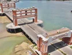 Viral Gerbang Jalan Wisata Kendari-Toronipa Mulai Rusak, Bangunannya Berbahan GRC