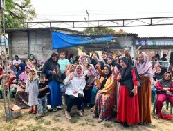 Bersama Emak-emak di Wundumbatu, Giona Paparkan Program Kendari Berkelas