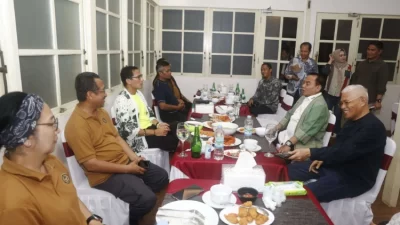 Menparekraf dan Pj Gubernur Sultra Bertemu, Bahas Penerbangan hingga Pengembangan Ekraf