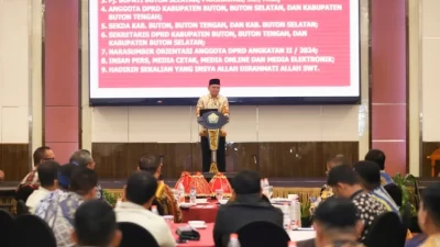 Pj Gubernur Sultra Tekankan Pentingnya Integritas dan Tanggung Jawab Wakil Rakyat