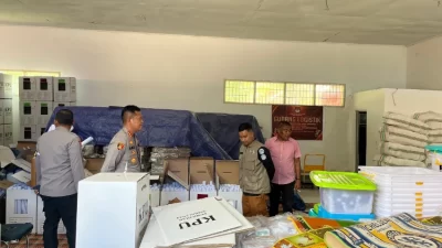 Kapolresta Kendari Pantau Gudang Logistik Pastikan Standar Keamanan