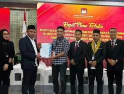 Rekapitulasi KPU: Amri Jamaluddin-Husmaluddin Unggul 82.204 Suara di Pilkada Kolaka 2024