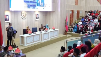 Jemaah Calon Haji Kota Kendari Diberi Pembinaan Kesehatan