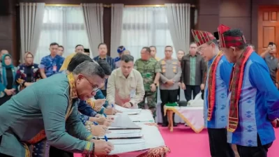 Gubernur Sultra Minta Jajaran Bekerja dengan Hati dan Penuh Tanggung Jawab